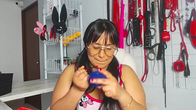  adahara queen online show from 11/27/25, 04:02