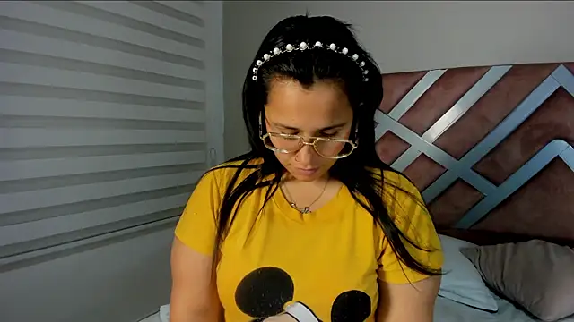  adahara queen online show from 10/20/25, 05:42