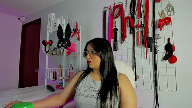  adahara queen online show from 11/11/25, 04:18