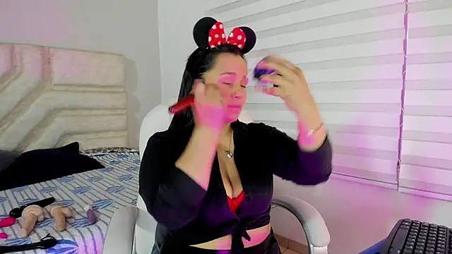  adahara queen online show from 10/16/25, 04:21