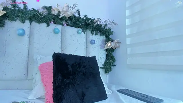 violeta olsen online show from 12/18/25, 07:07