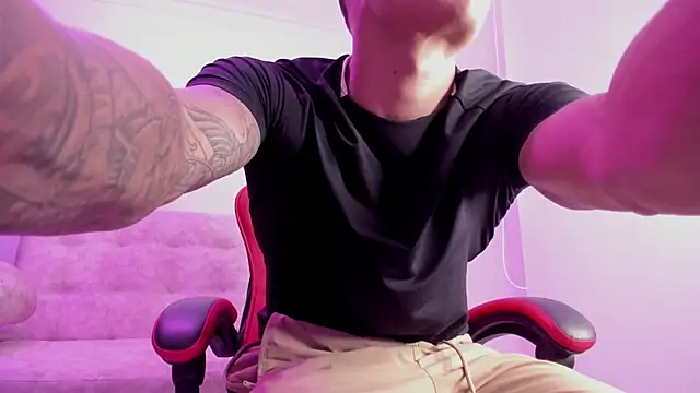 DavisFirb online show from 04/23/26, 02:07