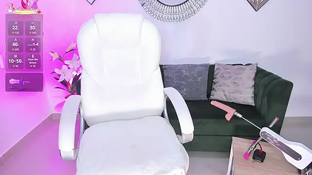 issi loren online show from 12/14/25, 10:04