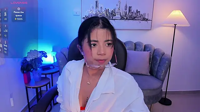 issi loren online show from 05/28/26, 12:00
