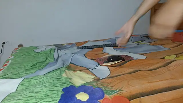 smallkarlakarla online show from 11/10/25, 04:23