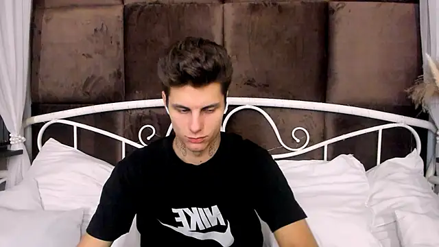 JackWolw online show from 10/16/25, 07:16