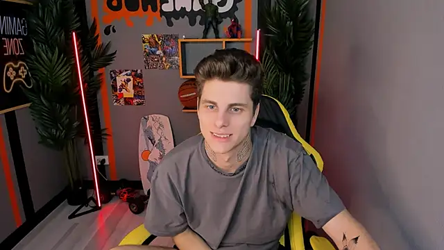JackWolw online show from 10/15/25, 04:59