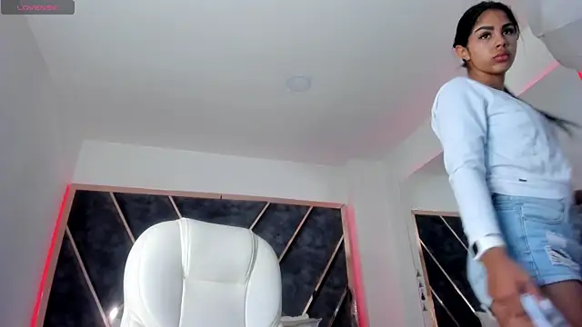 SusanaHenao online show from 03/24/26, 05:13