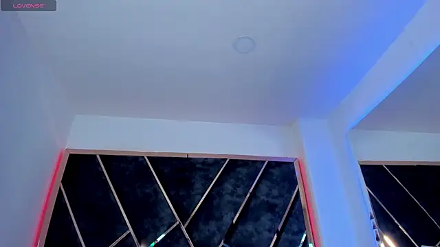 SusanaHenao online show from 11/06/25, 06:56