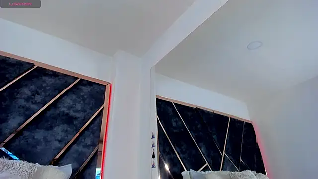 SusanaHenao online show from 11/14/25, 06:33