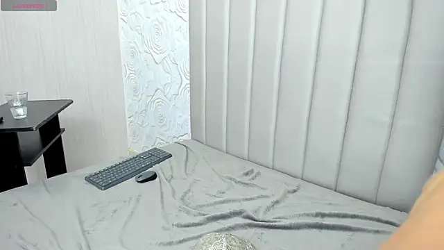 Snapshot of LittleDanny_ chatting on 04/14/26, 05:29 LittleDanny online show from 04/14/26, 05:29