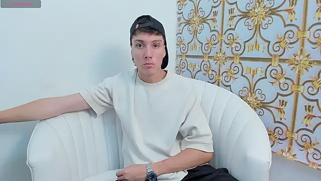 Snapshot of LittleDanny_ chatting on 01/16/26, 07:07 LittleDanny online show from 01/16/26, 07:07