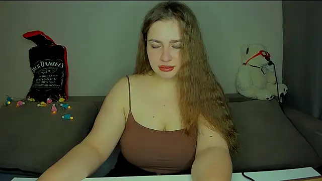 Snapshot of yourgem__ chatting on 12/22/25, 02:22 yourgem online show from 12/22/25, 02:22