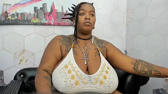 Snapshot of Anaa_Fuentess chatting on 09/12/25, 11:43 Anaa Fuentess online show from 09/12/25, 11:43