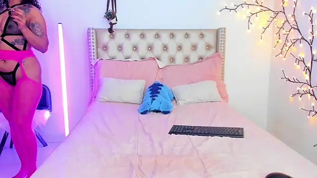 LenaStylesOA online show from 03/22/26, 09:49