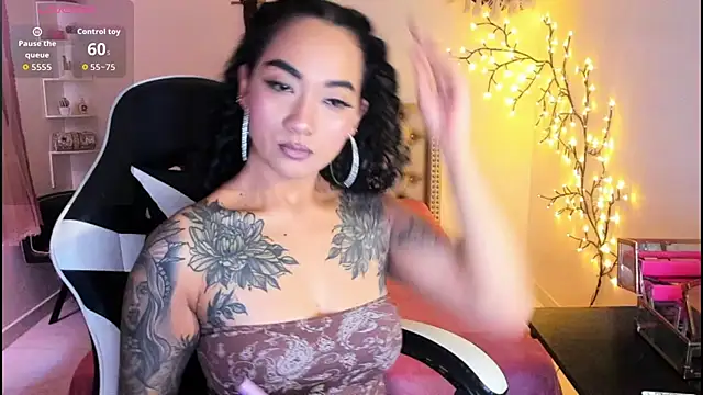 LenaStylesOA online show from 09/10/25, 12:37