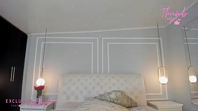 sakura Gomez online show from 06/18/26, 07:19