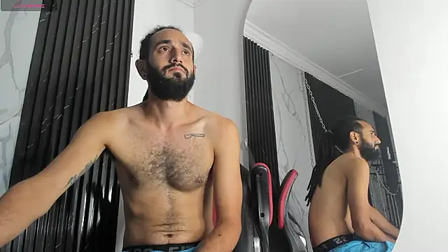 Snapshot of Tatis__ chatting on 01/18/26, 01:58 Tatis online show from 01/18/26, 01:58