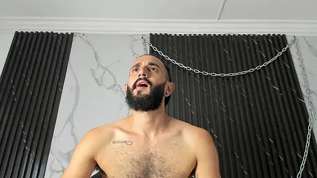 Snapshot of Tatis__ chatting on 02/01/26, 04:05 Tatis online show from 02/01/26, 04:05