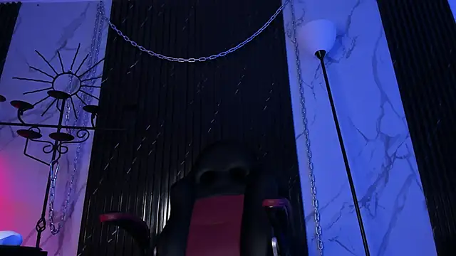 Snapshot of Tatis__ chatting on 11/15/25, 08:24 Tatis online show from 11/15/25, 08:24