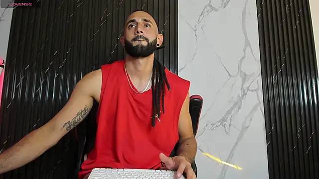 Snapshot of Tatis__ chatting on 10/01/25, 08:57 Tatis online show from 10/01/25, 08:57