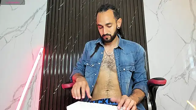 Snapshot of Tatis__ chatting on 09/24/25, 08:48 Tatis online show from 09/24/25, 08:48