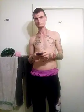 Snapshot of jizzyglizzy92 chatting on 02/16/26, 04:44 jizzyglizzy92 online show from 02/16/26, 04:44