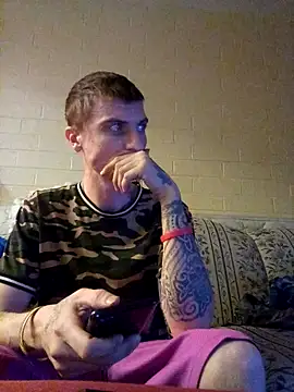 jizzyglizzy92 online show from 03/04/26, 02:52