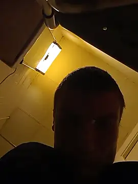 Snapshot of jizzyglizzy92 chatting on 02/12/26, 11:43 jizzyglizzy92 online show from 02/12/26, 11:43