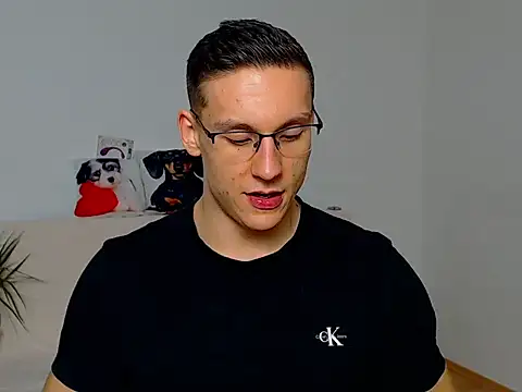 ZeinMiracles online show from 10/20/25, 08:31