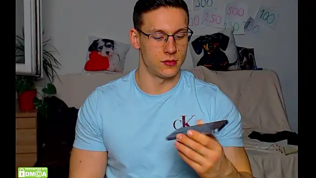 Snapshot of ZeinMiracles chatting on 02/23/26, 01:18 ZeinMiracles online show from 02/23/26, 01:18