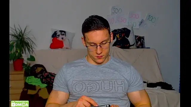 Snapshot of ZeinMiracles chatting on 02/19/26, 09:01 ZeinMiracles online show from 02/19/26, 09:01