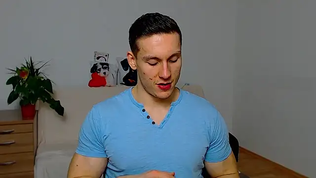 ZeinMiracles online show from 11/30/25, 08:09