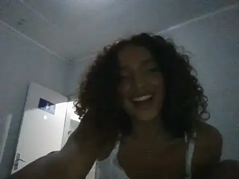 Snapshot of 4petitosa chatting on 09/27/25, 07:47 4petitosa online show from 09/27/25, 07:47