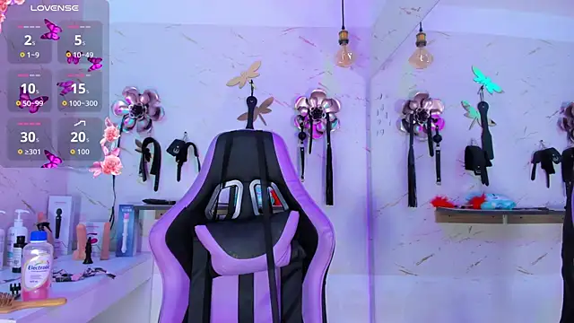 Natasha-Adams online show from 04/01/26, 09:23