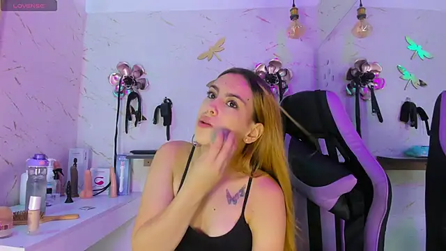 Natasha-Adams online show from 04/07/26, 09:27