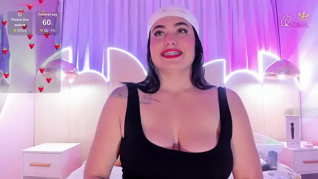 Snapshot of sofiiacarson chatting on 02/05/26, 07:32 sofiiacarson online show from 02/05/26, 07:32