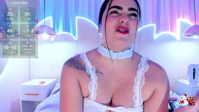 sofiiacarson online show from 12/17/25, 07:41