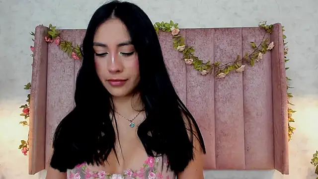 Snapshot of AnyaJay chatting on 12/18/25, 10:24 AnyaJay online show from 12/18/25, 10:24