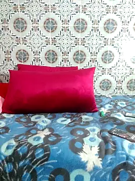 Hot-lino online show from 11/30/25, 03:24