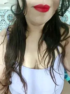 Snapshot of Hot-lino chatting on 07/05/26, 03:00 Hot-lino online show from 07/05/26, 03:00