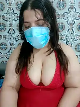 Snapshot of Hot-lino chatting on 05/22/26, 10:19 Hot-lino online show from 05/22/26, 10:19