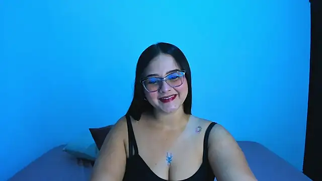 Snapshot of val_ferrer chatting on 09/11/25, 02:22 val ferrer online show from 09/11/25, 02:22
