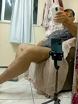 Snapshot of hermesmixfi chatting on 01/17/26, 11:52 hermesmixfi online show from 01/17/26, 11:52