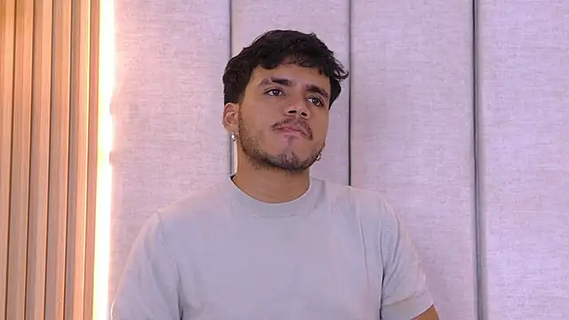 AlexanderJordan online show from 10/28/25, 01:17