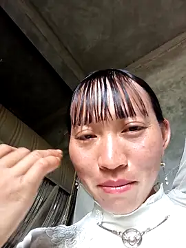 tcm-cute online show from 10/18/25, 05:42