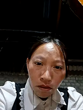 Snapshot of tcm-cute chatting on 06/19/26, 10:47 tcm-cute online show from 06/19/26, 10:47