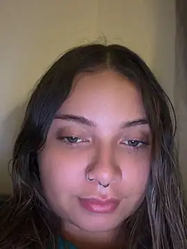 AnnyLopezzz  online show from 04/08/26, 07:21