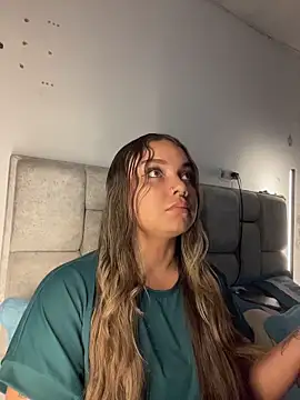 AnnyLopezzz  online show from 04/14/26, 05:56