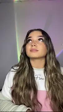 Snapshot of AnnyLopezzz_ chatting on 12/05/25, 03:16 AnnyLopezzz online show from 12/05/25, 03:16